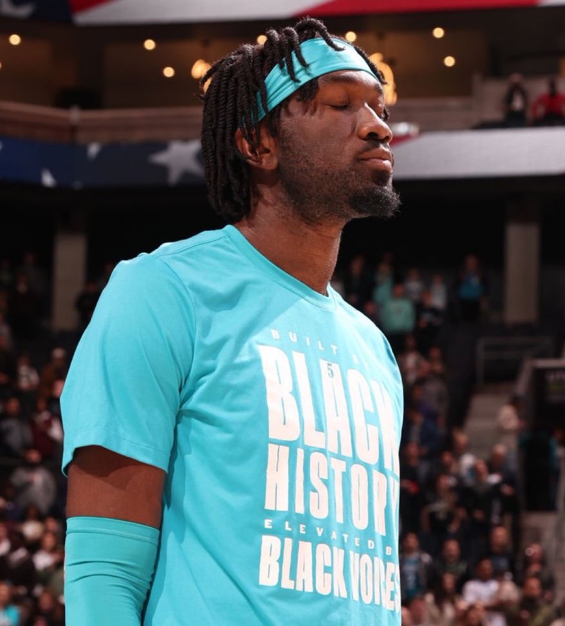 壹号娱乐网站 -今晨体能课后，夏洛特黄蜂主帅复盘备战欧联，媒体盛赞，控场能力受关注的简单介绍